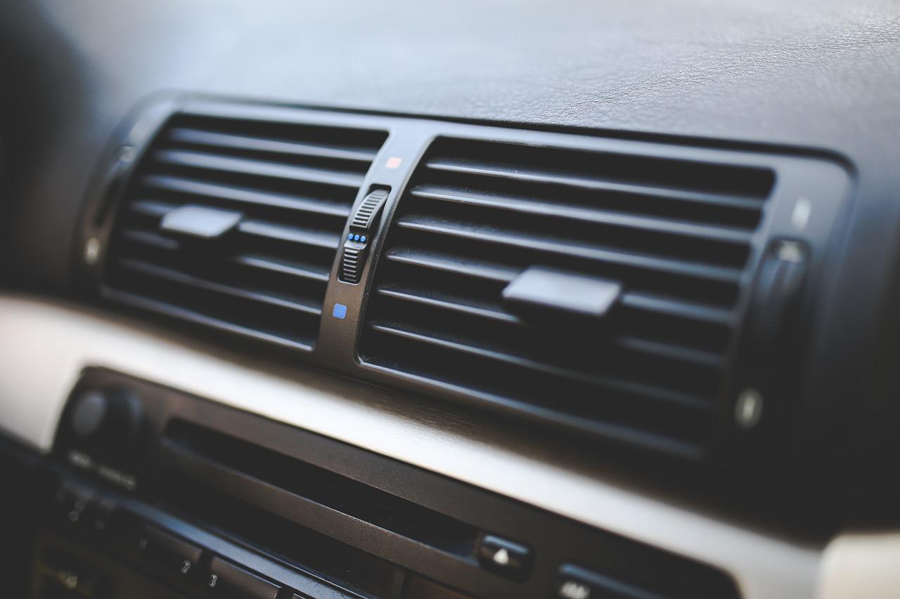 Dlaczego samochody potrzebują klimatyzacji?