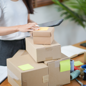Producent opakowań w erze ekologicznych innowacji: jak wybrać najlepsze rozwiązania dla Twojego biznesu?